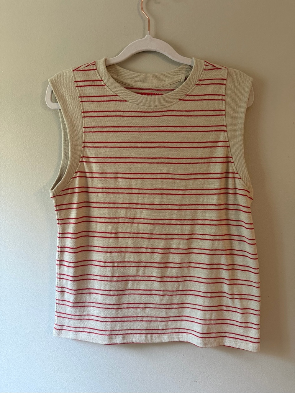 Faherty- Sunwashed Cream Tank Top with Red Stripes